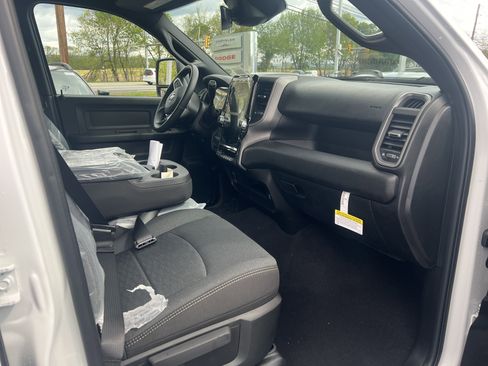 New 2026 RAM 2500 Tradesman AWD/4WD image 16