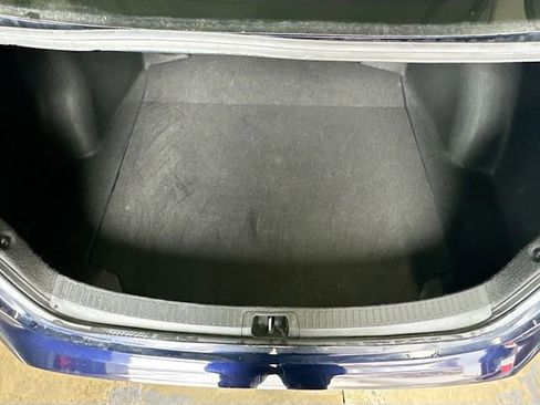 Used 2021 Toyota Corolla LE image 25