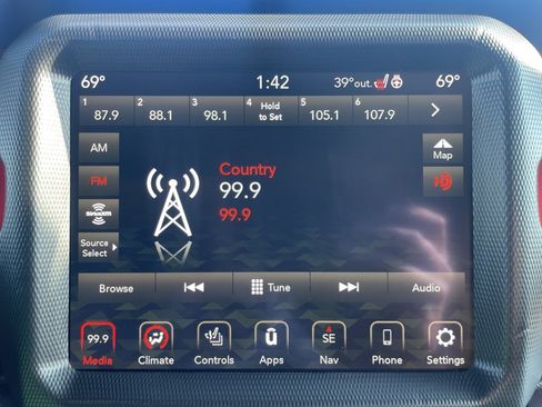 Used 2023 Jeep Wrangler Unlimited Rubicon w/ Xtreme 35 Tire Package image 17