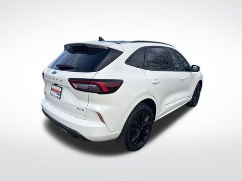 Used 2023 Ford Escape ST-Line Elite w/ Premium Technology Package image 5