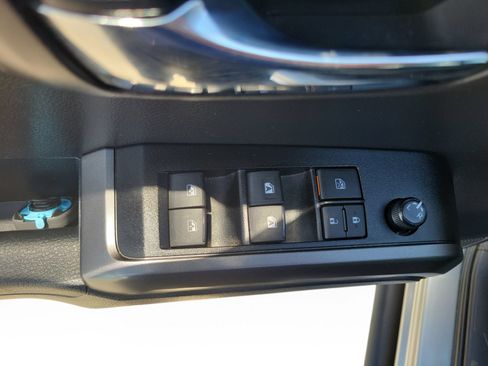Used 2023 Toyota Tacoma TRD Off-Road AWD/4WD image 16