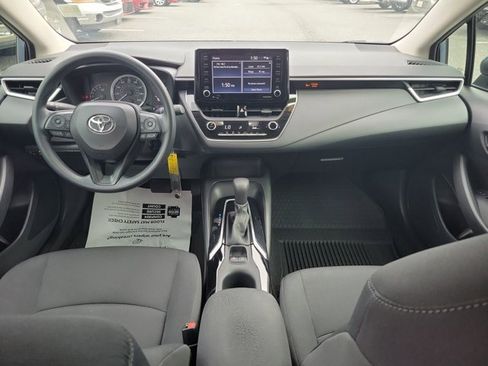 Used 2022 Toyota Corolla LE image 21