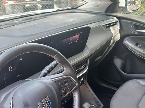 Used 2025 Buick Encore GX Preferred image 29