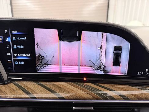 Used 2023 Cadillac Escalade ESV Premium Luxury Platinum w/ LPO, Radiant Package AWD/4WD image 18