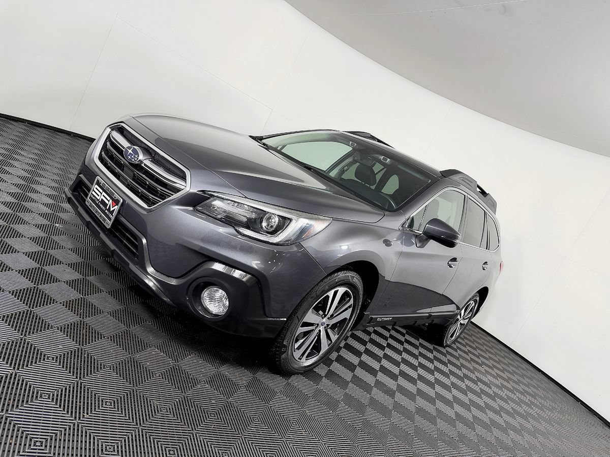 Used 2019 Subaru Outback 3.6R Limited AWD/4WD image 19