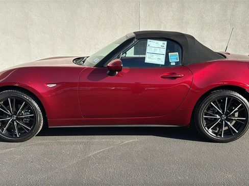 Used 2025 MAZDA MX-5 Miata Grand Touring w/ Weather Package image 5