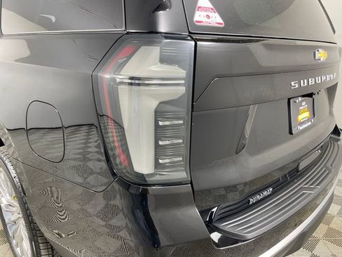 New 2026 Chevrolet Suburban High Country image 18