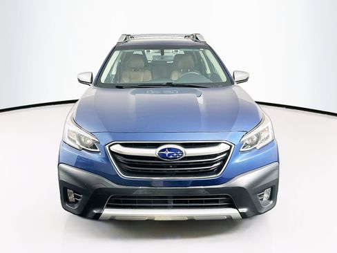 Used 2021 Subaru Outback Touring XT image 2