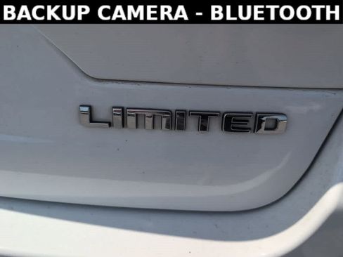 Used 2022 Jeep Grand Cherokee Limited RWD image 5