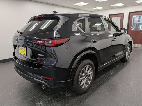 Used 2025 MAZDA CX-5 AWD 2.5 S w/ Preferred Package image 4