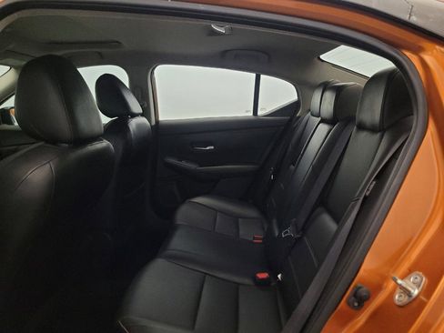 Used 2022 Nissan Sentra SR w/ SR Premium Package FWD image 18
