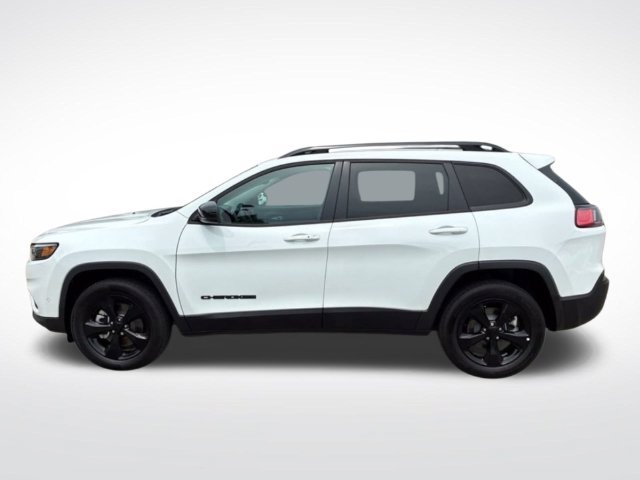 Used 2023 Jeep Cherokee Altitude Lux w/ Mopar Interior Package AWD/4WD image 9
