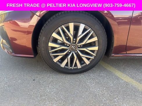 Used 2023 Nissan Altima 2.5 SV image 4