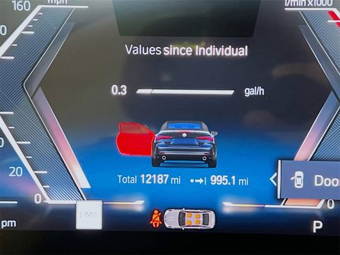 Used 2024 BMW 430i Convertible w/ Convenience Package image 14