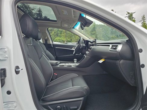 New 2026 Genesis G70 2.5T Prestige image 11