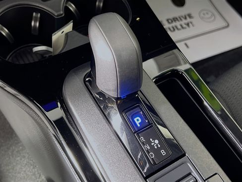 Used 2023 Toyota Prius LE image 24