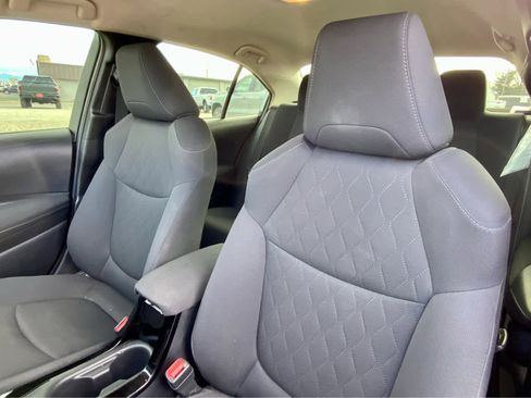 Used 2020 Toyota Corolla LE image 26