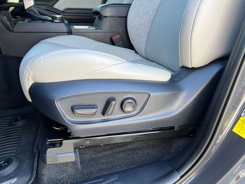 Used 2024 Toyota Tacoma Limited w/ Limited Package (LT) image 13