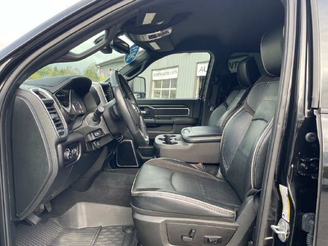 Used 2023 RAM 2500 Laramie AWD/4WD image 10