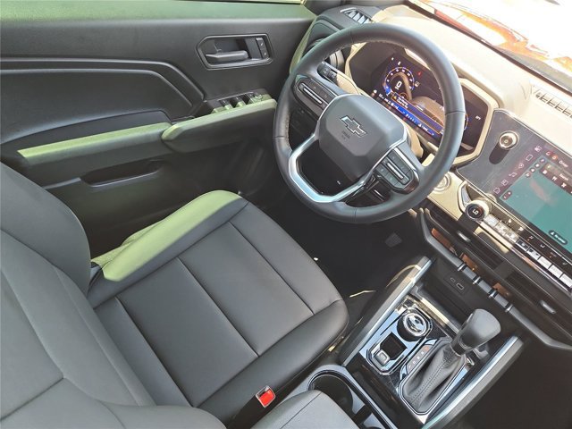 Used 2026 Chevrolet Colorado Trail Boss AWD/4WD image 48