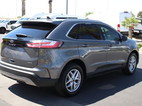 Certified 2023 Ford Edge SEL w/ Convenience Package AWD/4WD image 8
