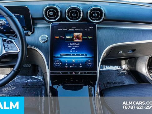 Used 2025 Mercedes-Benz C 300 Sedan image 39