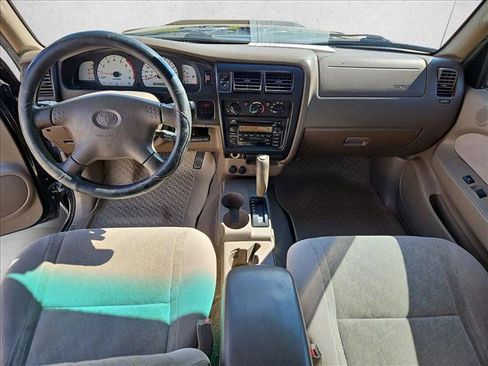 Used 2003 Toyota Tacoma PreRunner image 16