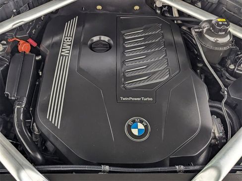 Used 2019 BMW X5 xDrive40i w/ Premium Package 2 image 10