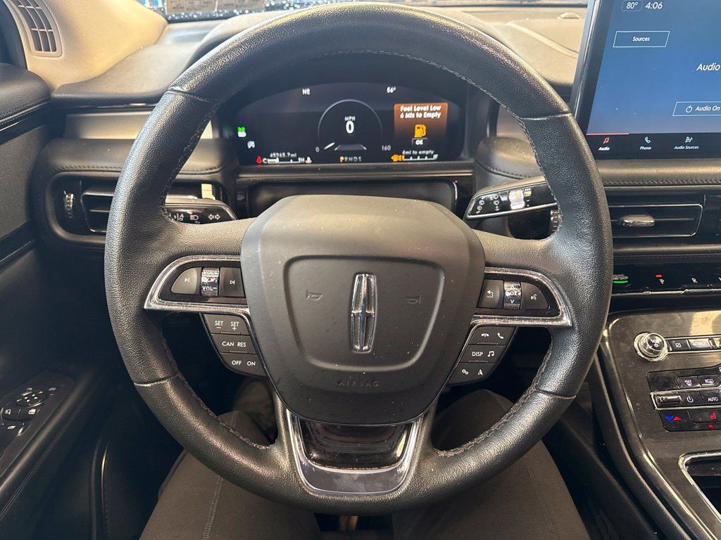 Used 2022 Lincoln Nautilus AWD image 14