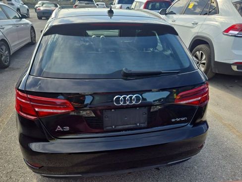 Used 2018 Audi A3 e-tron Premium image 3