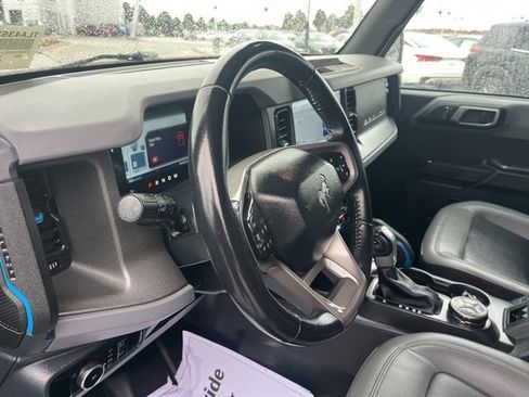 Used 2024 Ford Bronco Black Diamond image 9