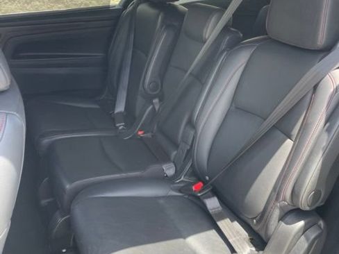 Used 2024 Honda Odyssey Sport image 10