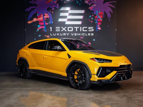 Used 2024 Lamborghini Urus Performante image 4