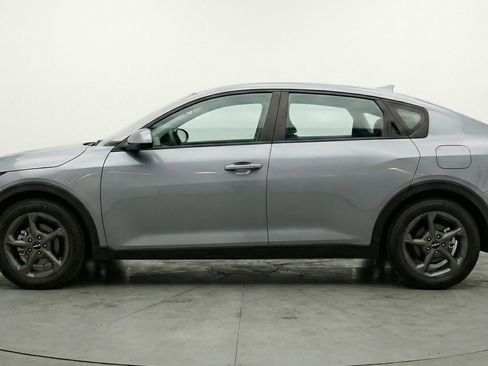 Used 2025 Kia K4 LXS image 5