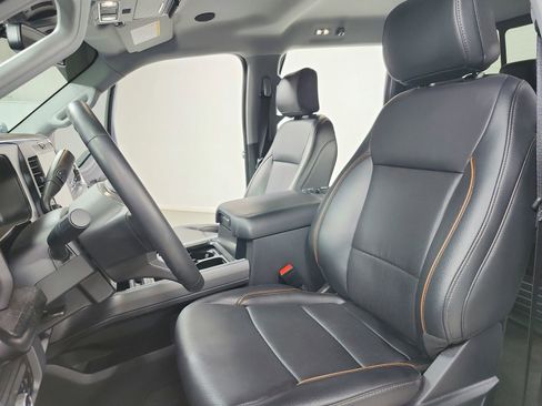 Used 2025 Ford F350 Lariat w/ Lariat Ultimate Package AWD/4WD image 19