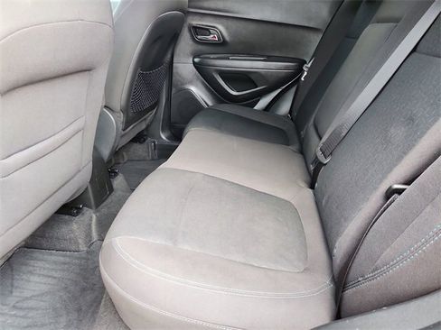 Used 2015 Chevrolet Trax LS image 21