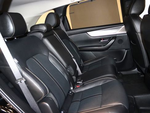 Used 2025 MAZDA CX-70 Plug-In Hybrid w/ Premium Pkg image 58