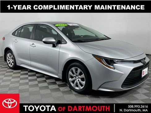 Certified 2025 Toyota Corolla LE image 1