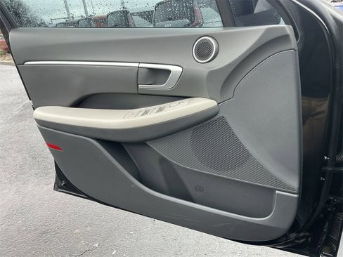 Used 2023 Hyundai Sonata SEL image 19