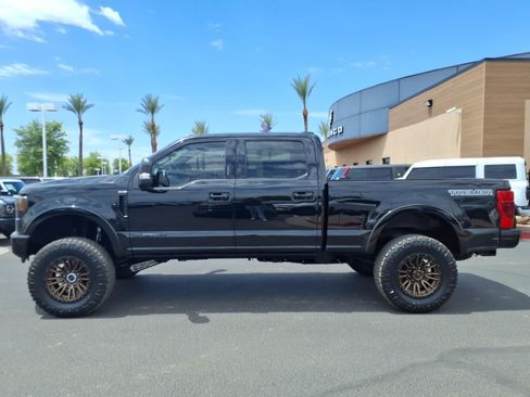 Used 2022 Ford F250 Lariat w/ Tremor Off-Road Package AWD/4WD image 3