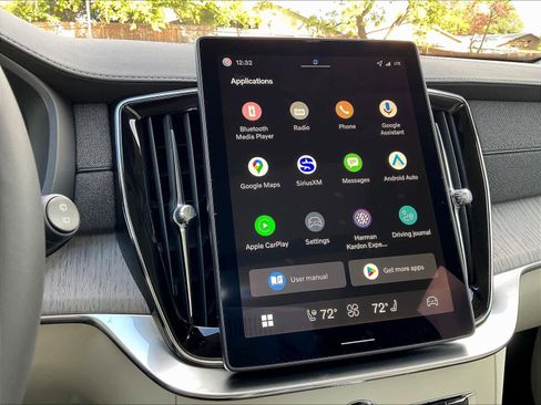 New 2026 Volvo XC90 B6 Ultra w/ Protection Package image 21