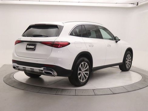 Certified 2026 Mercedes-Benz GLC 300 image 5