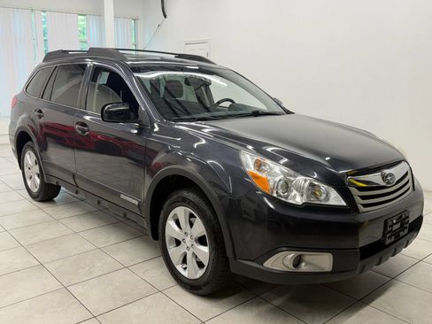 Used 2012 Subaru Outback 2.5i Premium AWD/4WD image 1
