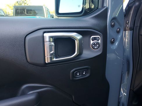 New 2026 Jeep Gladiator Willys image 10