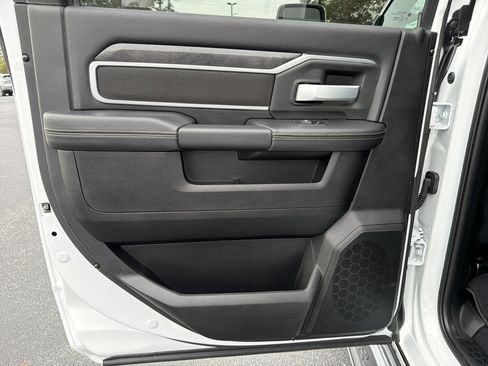 Used 2024 RAM 2500 Big Horn image 22