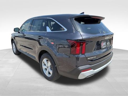 New 2026 Kia Sorento LX FWD image 5