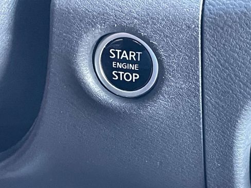 Used 2024 Nissan Frontier PRO-4X w/ Off-Road Protection Package image 29