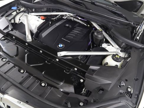 Used 2022 BMW X5 xDrive40i w/ Premium Package AWD/4WD image 20