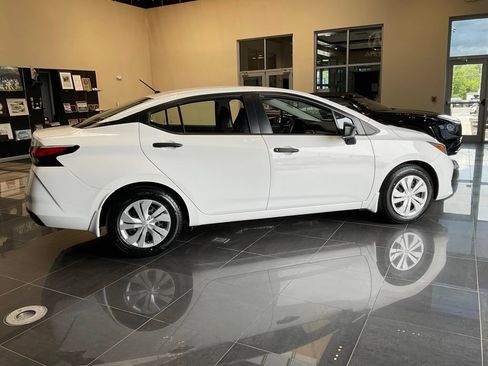 Used 2024 Nissan Versa S w/ Trunk Package FWD image 7