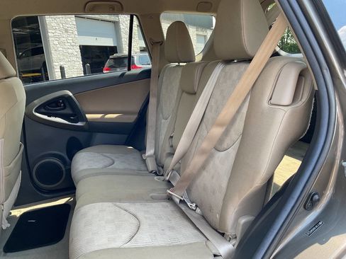 Used 2012 Toyota RAV4 4WD w/ Value Pkg image 27